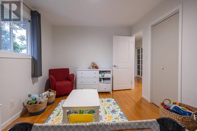 4479 Mitchell Avenue — photo 14 of 30