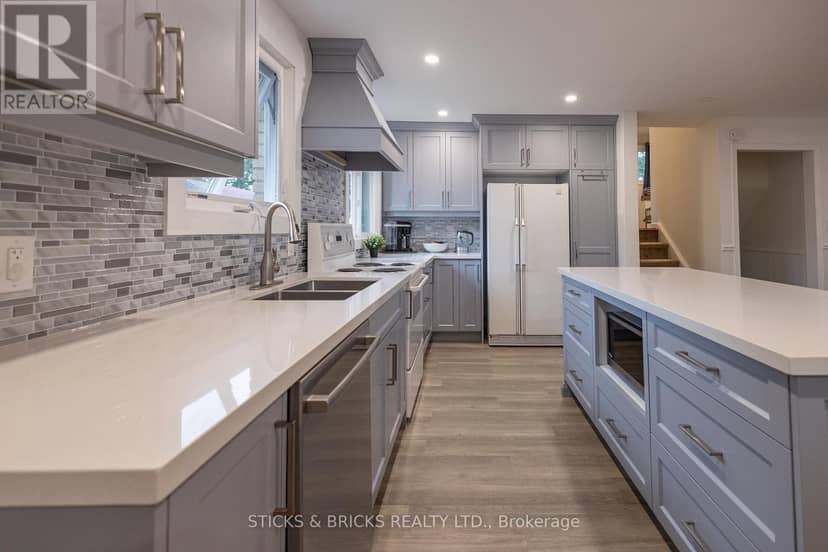 4479 Mitchell Avenue, Niagara Falls, photo 8