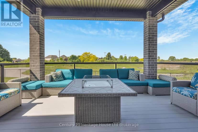 18 Thompson Court — photo 16 of 40