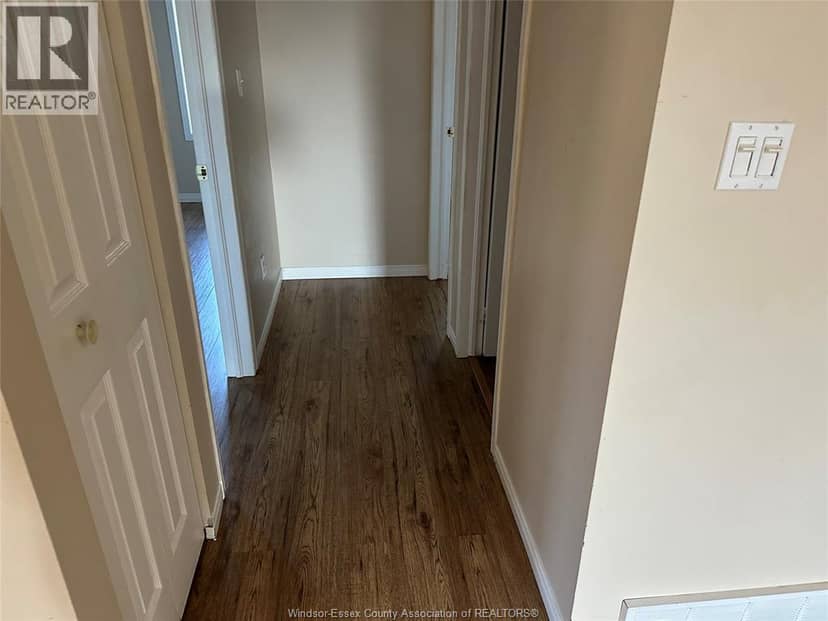 447 Merrill Avenue — photo 10 of 27