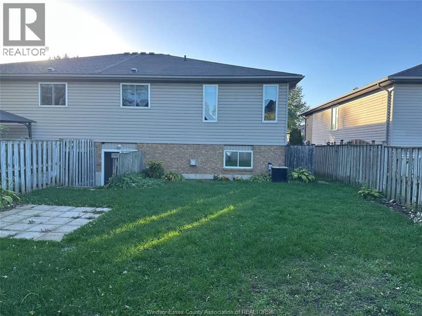 447 Merrill Avenue — photo 4 of 27