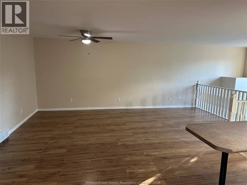 447 Merrill Avenue — photo 6 of 27