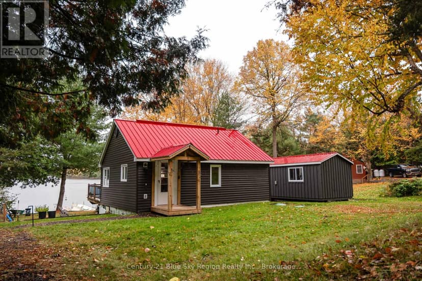 2261 Peninsula Road, North Bay