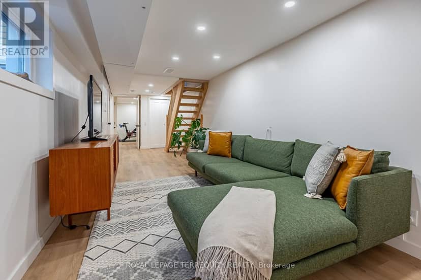 45 Dingwall Avenue — photo 25 of 35