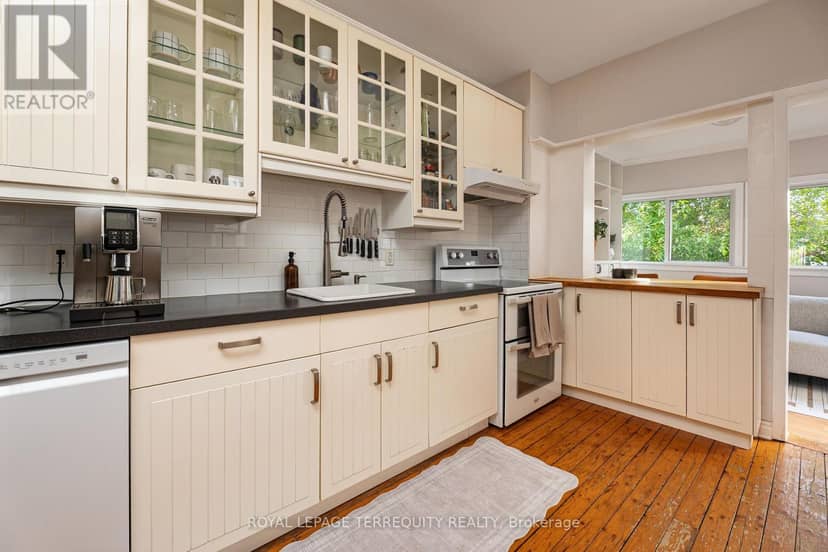 45 Dingwall Avenue — photo 13 of 35