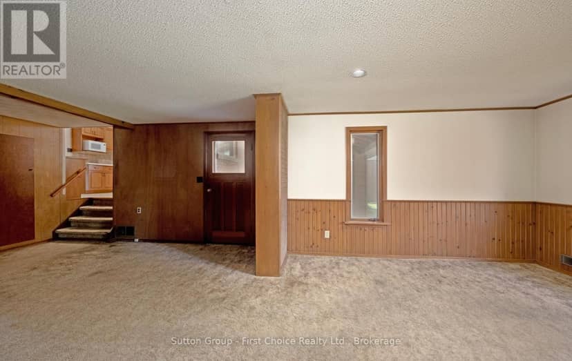 12 McCulloch Street — photo 19 of 40
