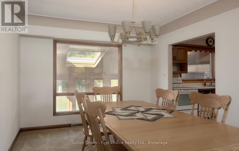 12 McCulloch Street — photo 22 of 40