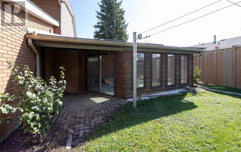 12 McCulloch Street — photo 37 of 40