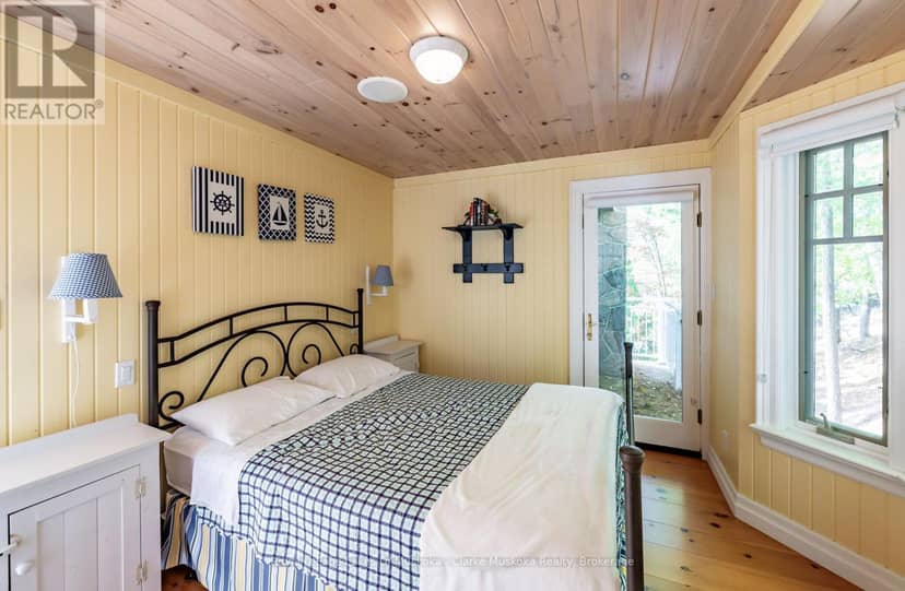15 - 1052 Longhurst Road — photo 14 of 40
