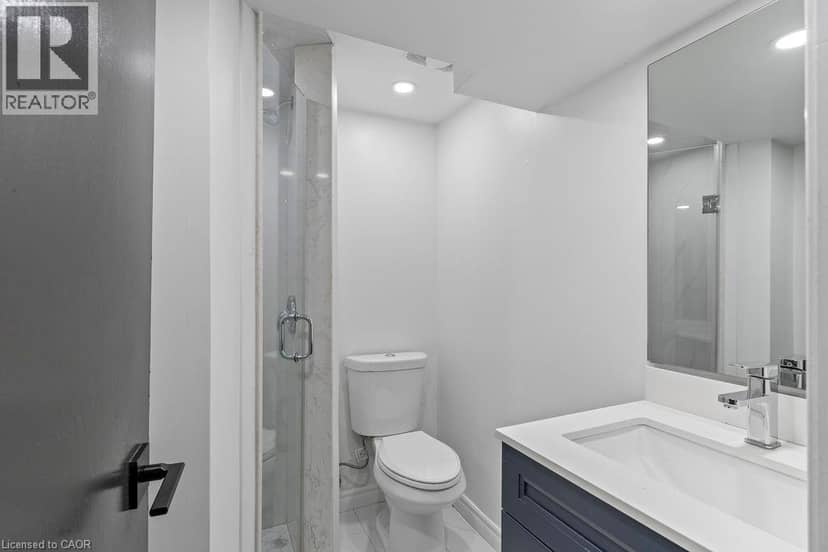 24 TARA Crescent — photo 32 of 39