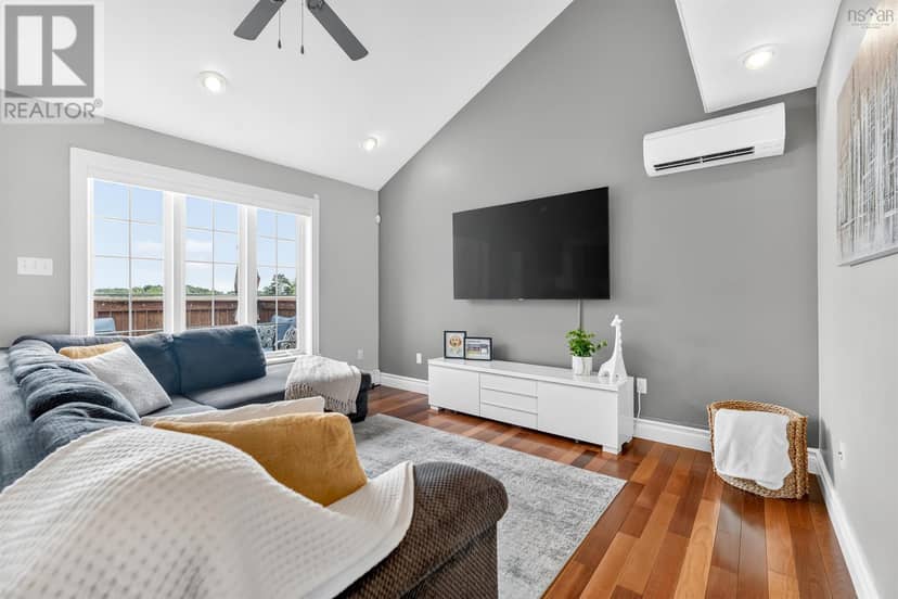 97 Tenon Drive, Millwood — photo 13 of 40
