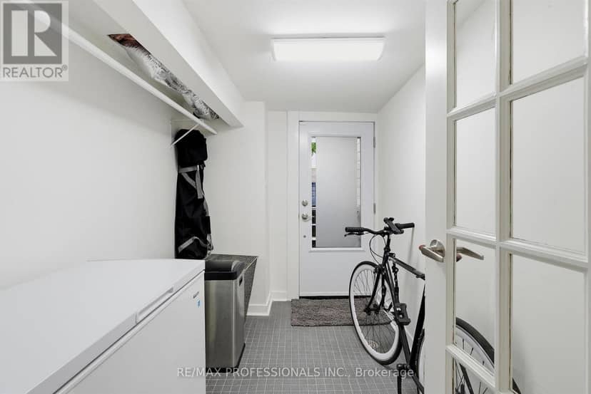 81 Alton Avenue — photo 36 of 40