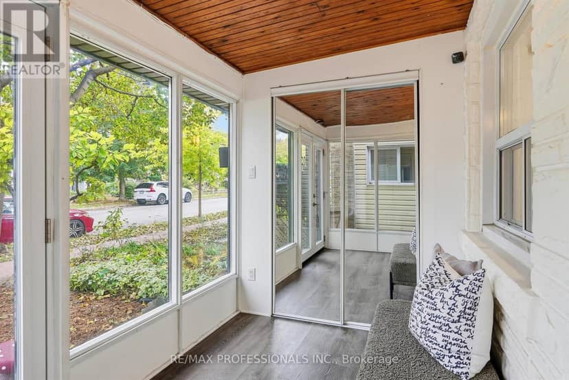 81 Alton Avenue — photo 8 of 40