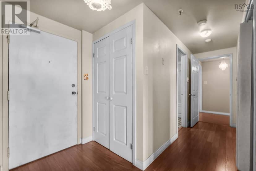205 61 Nelsons Landing Boulevard, Bedford, photo 6