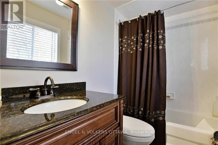 13 Picasso Drive — photo 15 of 21