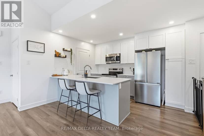 C - 400 C Rolling Meadow Crescent — photo 12 of 27