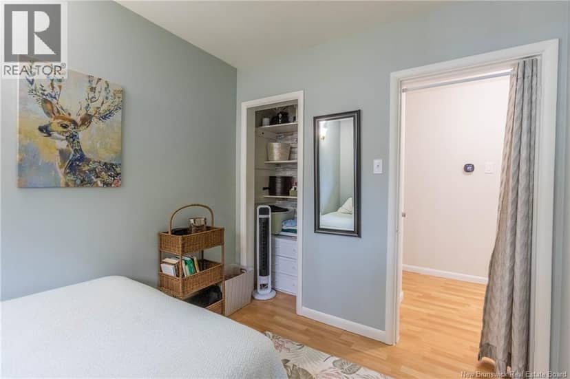 23 Bickerton Avenue — photo 24 of 40