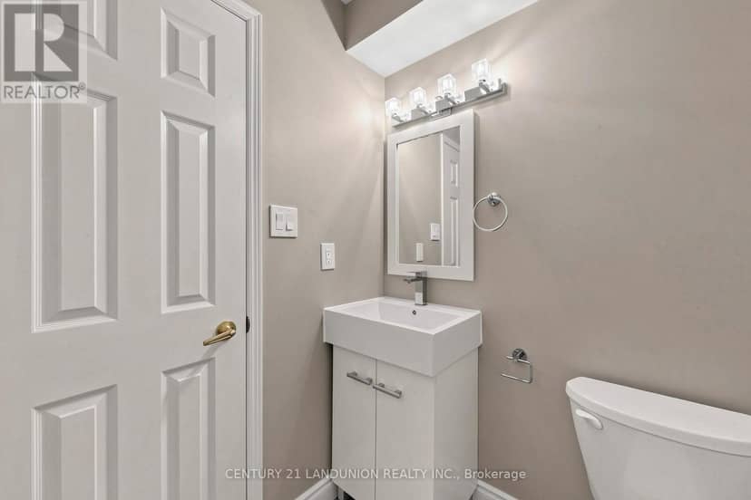 4223 Lastrada Heights — photo 18 of 34