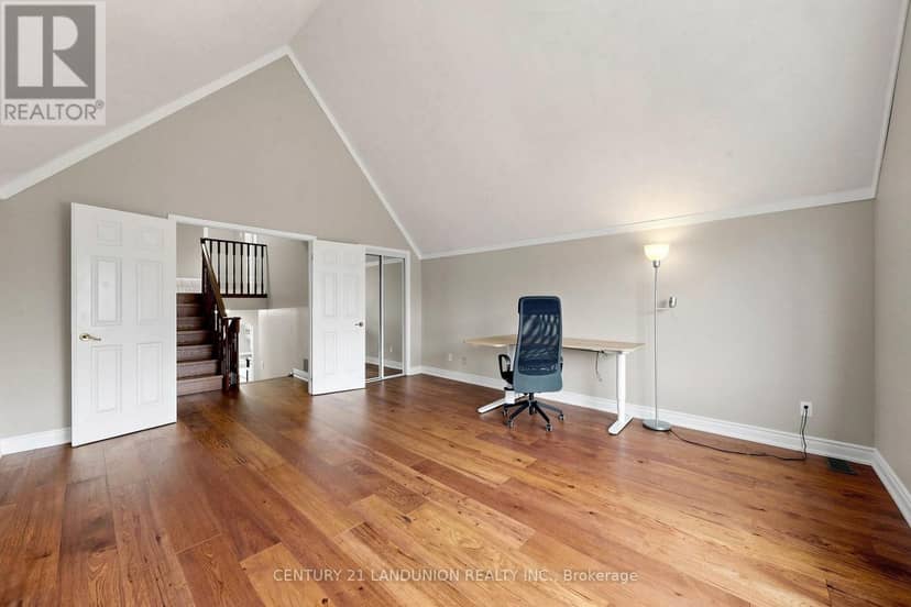 4223 Lastrada Heights — photo 28 of 34