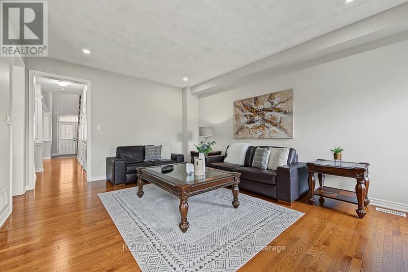 30 Naperton Drive — photo 17 of 40