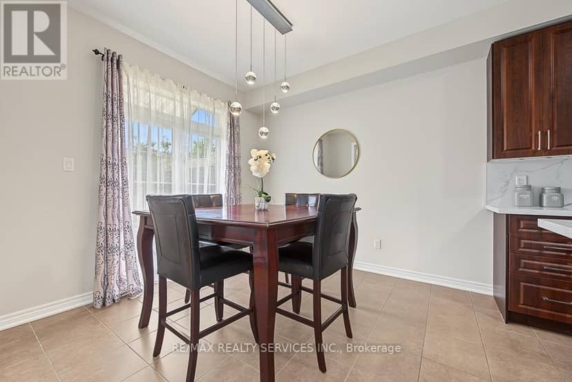 30 Naperton Drive — photo 19 of 40