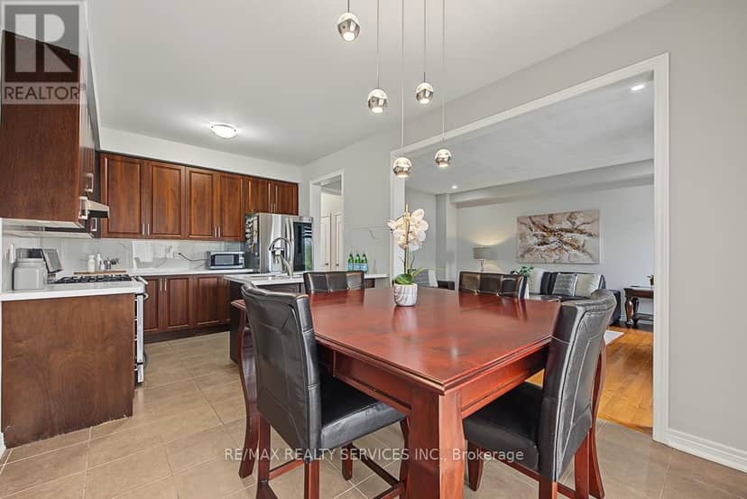 30 Naperton Drive — photo 21 of 40