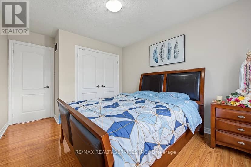 30 Naperton Drive — photo 29 of 40