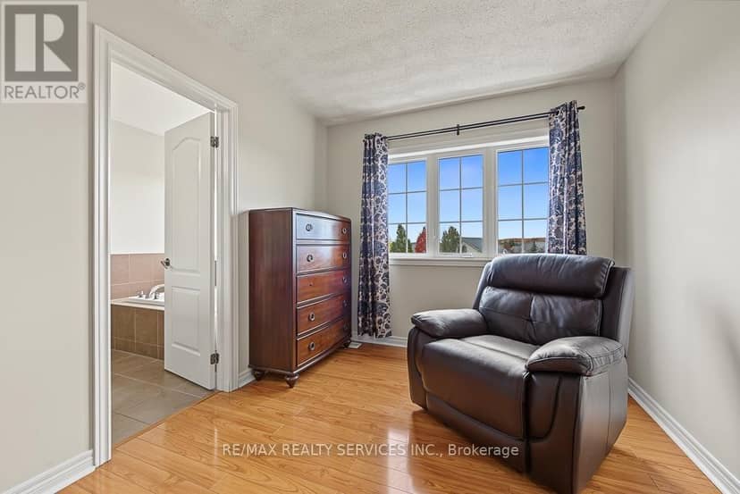 30 Naperton Drive — photo 35 of 40