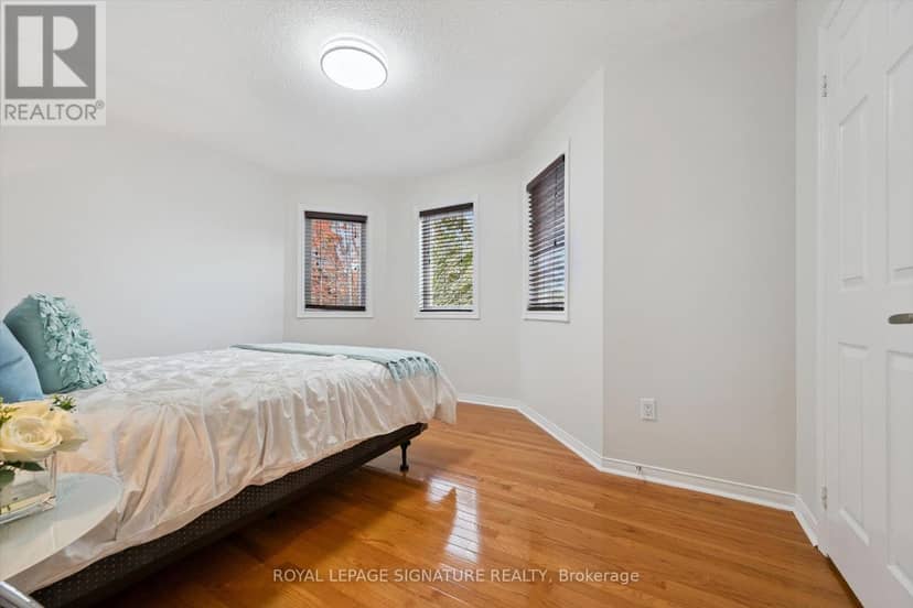 4912 Roseglen Court — photo 27 of 40