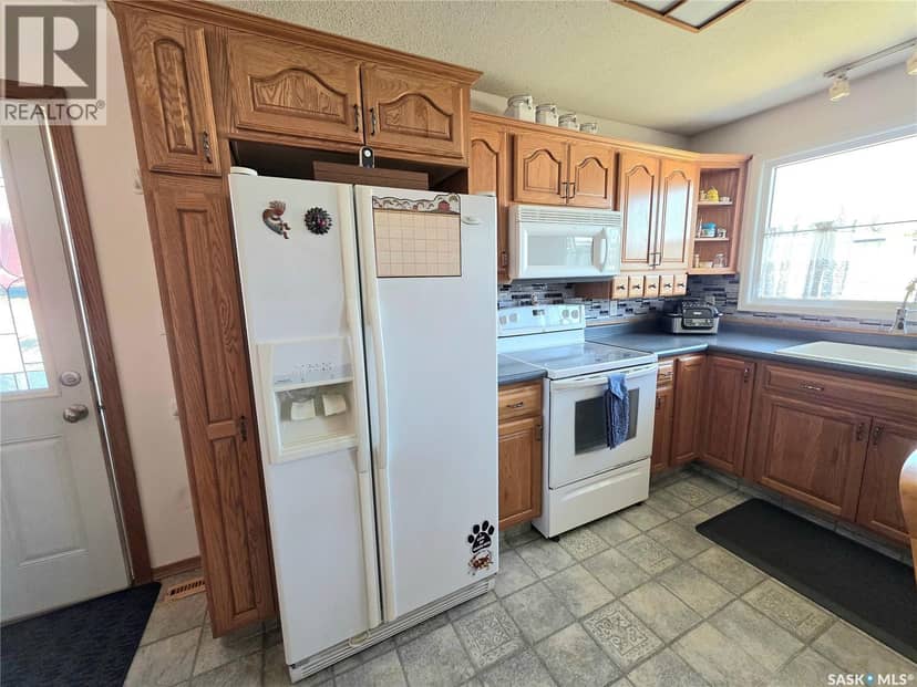 101 Fraser AVENUE, Oxbow, photo 6