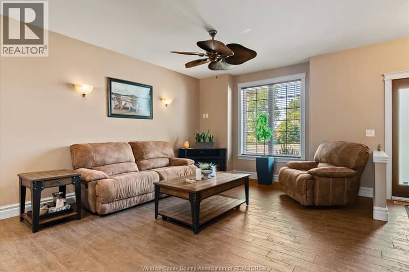 402 COUNTY RD 34 West — photo 6 of 40