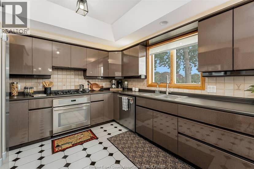 847 Lake Shore Drive — photo 21 of 40