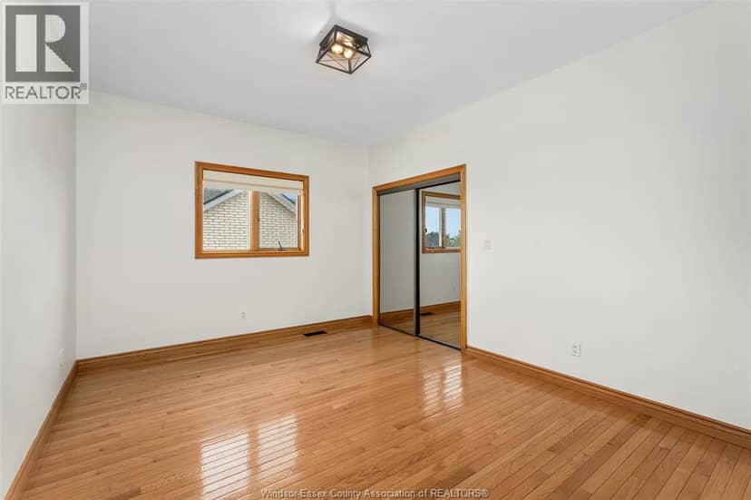 847 Lake Shore Drive — photo 33 of 40