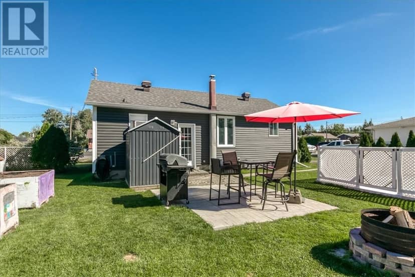 21 Roberta Avenue, Dowling, photo 4