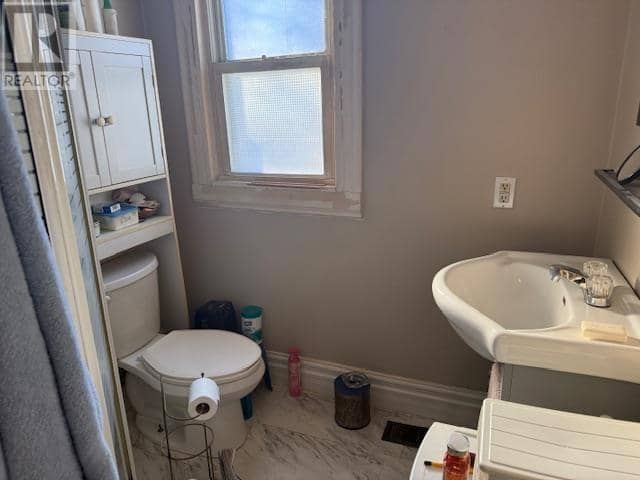 257 John ST — photo 9 of 12