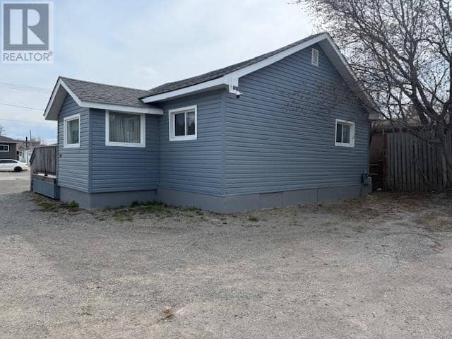 467 Korah RD — photo 4 of 26