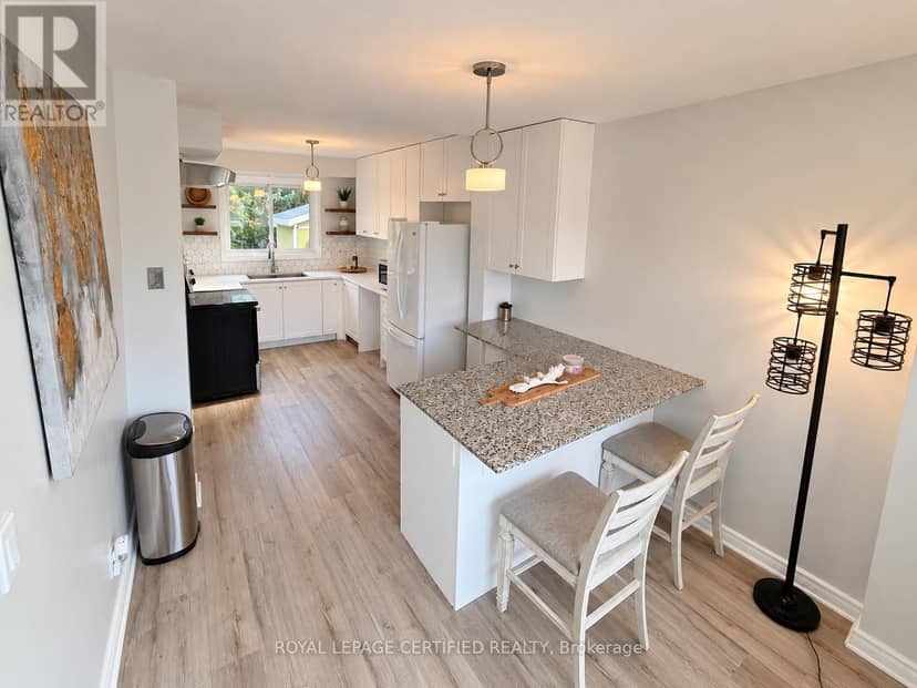 247 Grove Street E, Barrie, photo 5