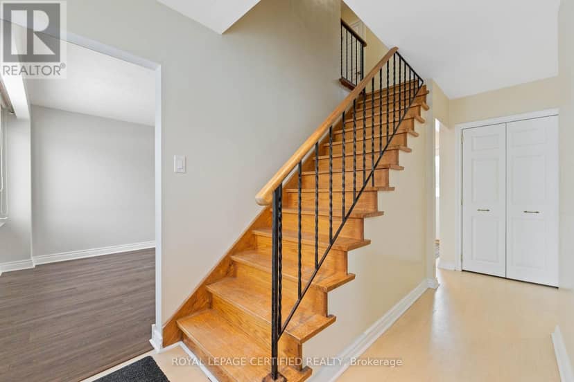 247 Grove Street E, Barrie, photo 8