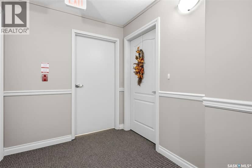 208 3850 Haughton ROAD E — photo 3 of 36