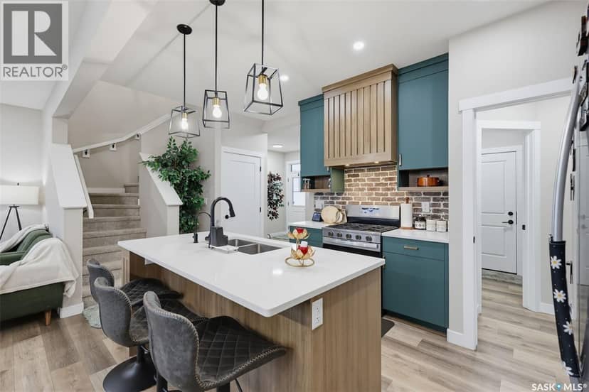 334 Myles Heidt LANE — photo 9 of 40