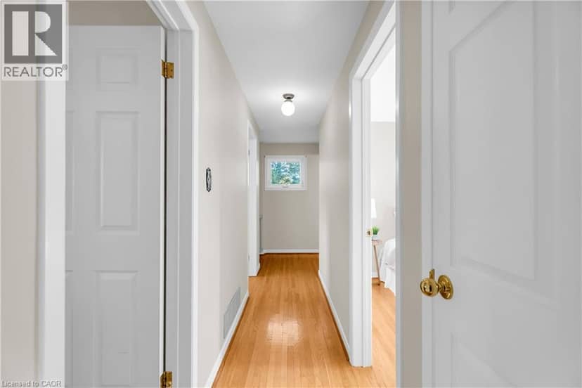 11 DAWSON Crescent — photo 29 of 40