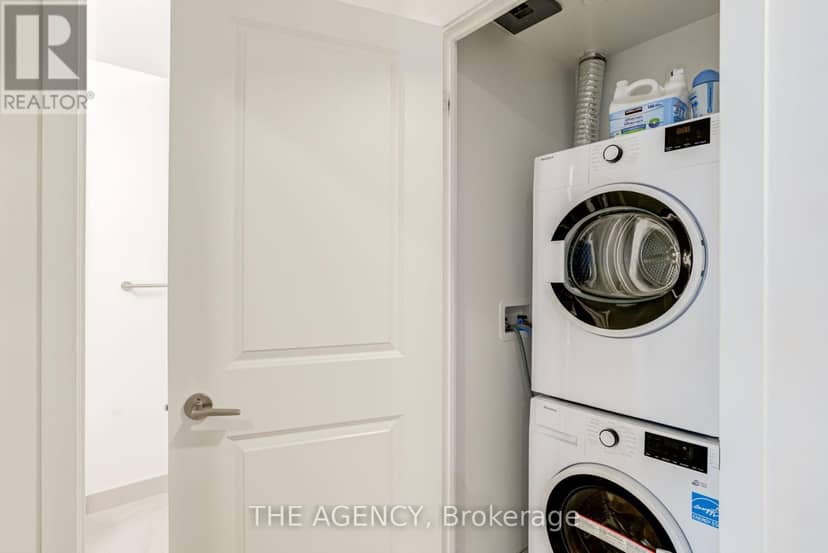 1108 - 30 Upper Mall Way — photo 18 of 26