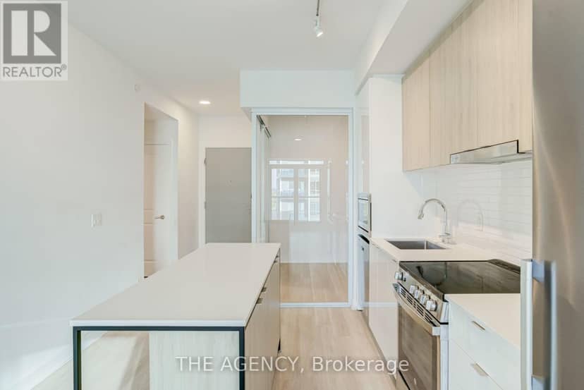 1108 - 30 Upper Mall Way — photo 8 of 26