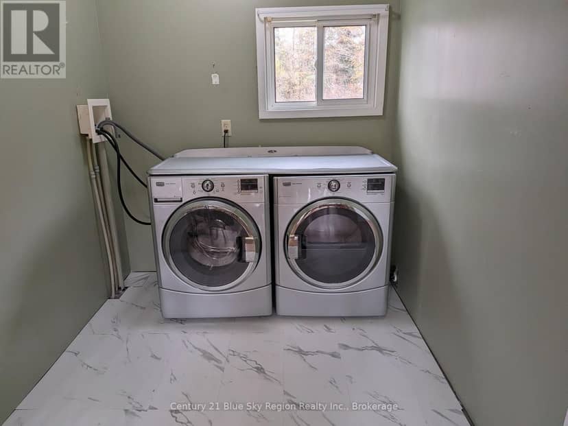 145 North Road — photo 15 of 29