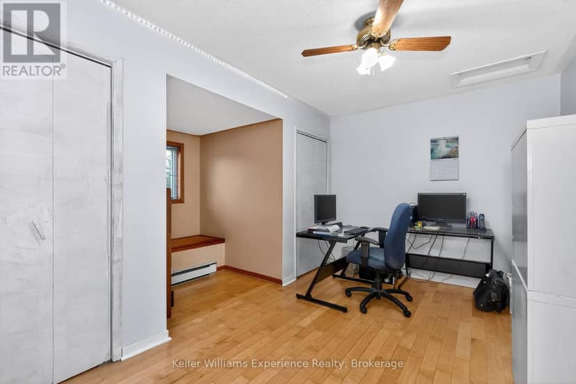 4 Dunlop Street — photo 9 of 16