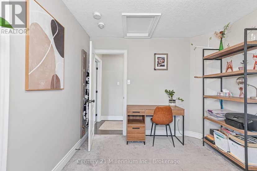 13 Gilpin Crescent — photo 22 of 40