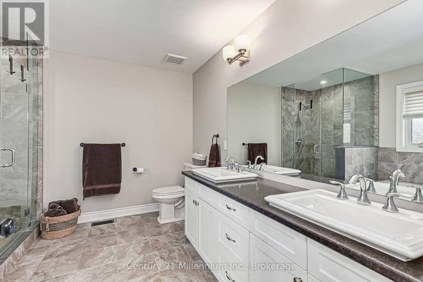 13 Gilpin Crescent — photo 26 of 40