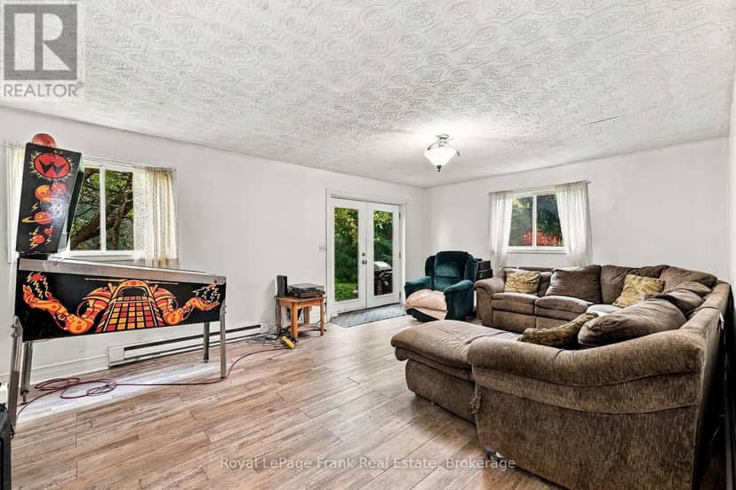 120 Aldred Drive — photo 10 of 36