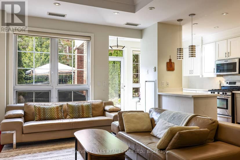 TH9 - 21 Burkebrook Place — photo 13 of 40