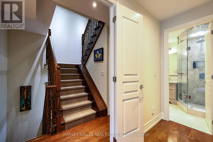 TH9 - 21 Burkebrook Place — photo 30 of 40